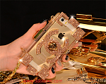 Chanel logo Iphone 6/6plus/5S/5/4S/4 Cases Samsung S4/S5 Note2/3 TPU cases, three colors available: Champagne, White and Black. diamond encrusted with gold mental braided chain, looks luxury and fashionable!
